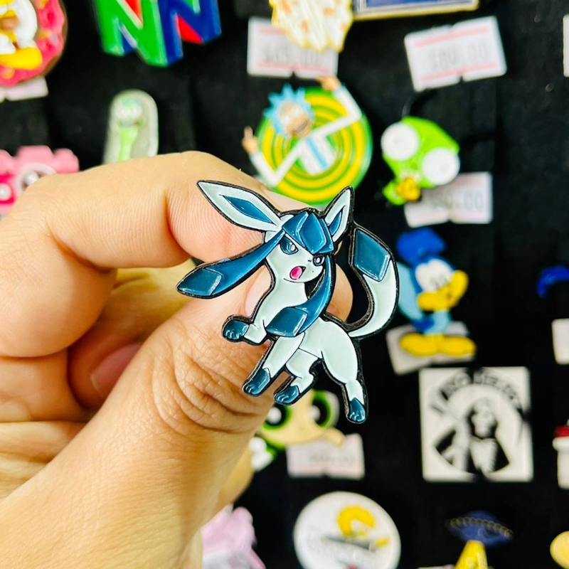 Pin Pokemon Glaceon