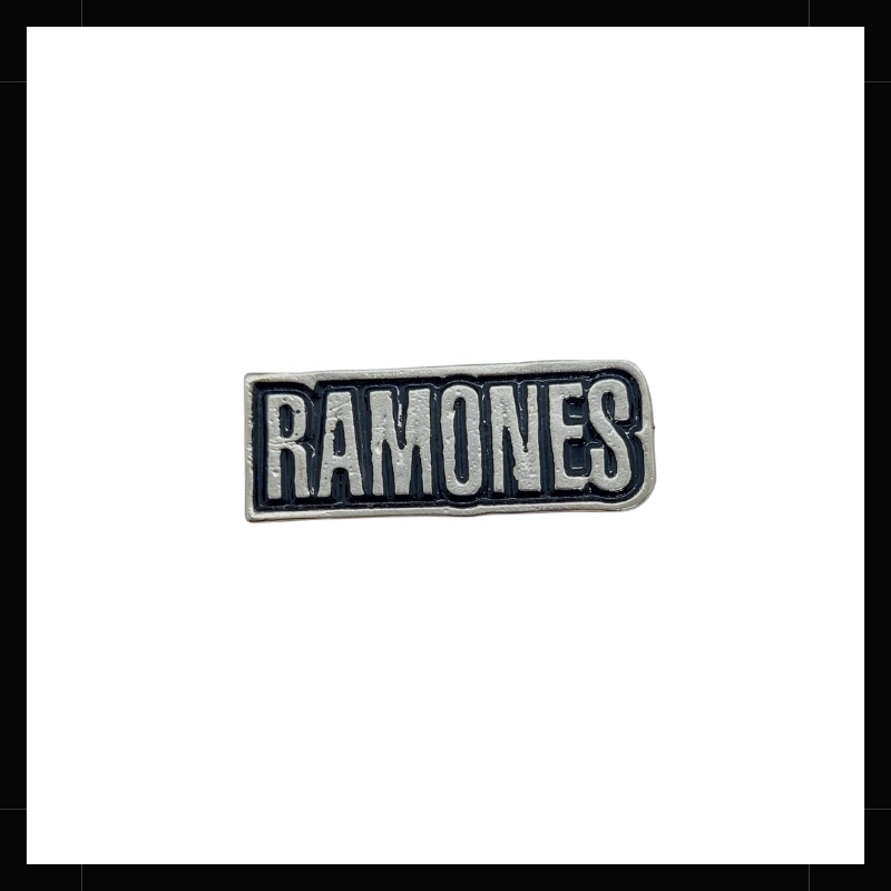 Pin Ramones