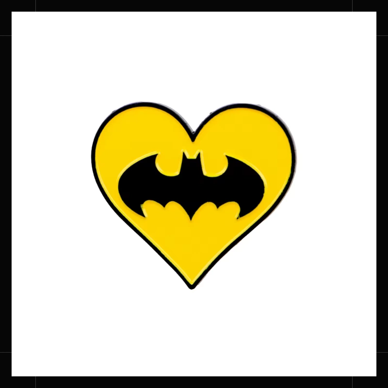 Pin Batman Logo